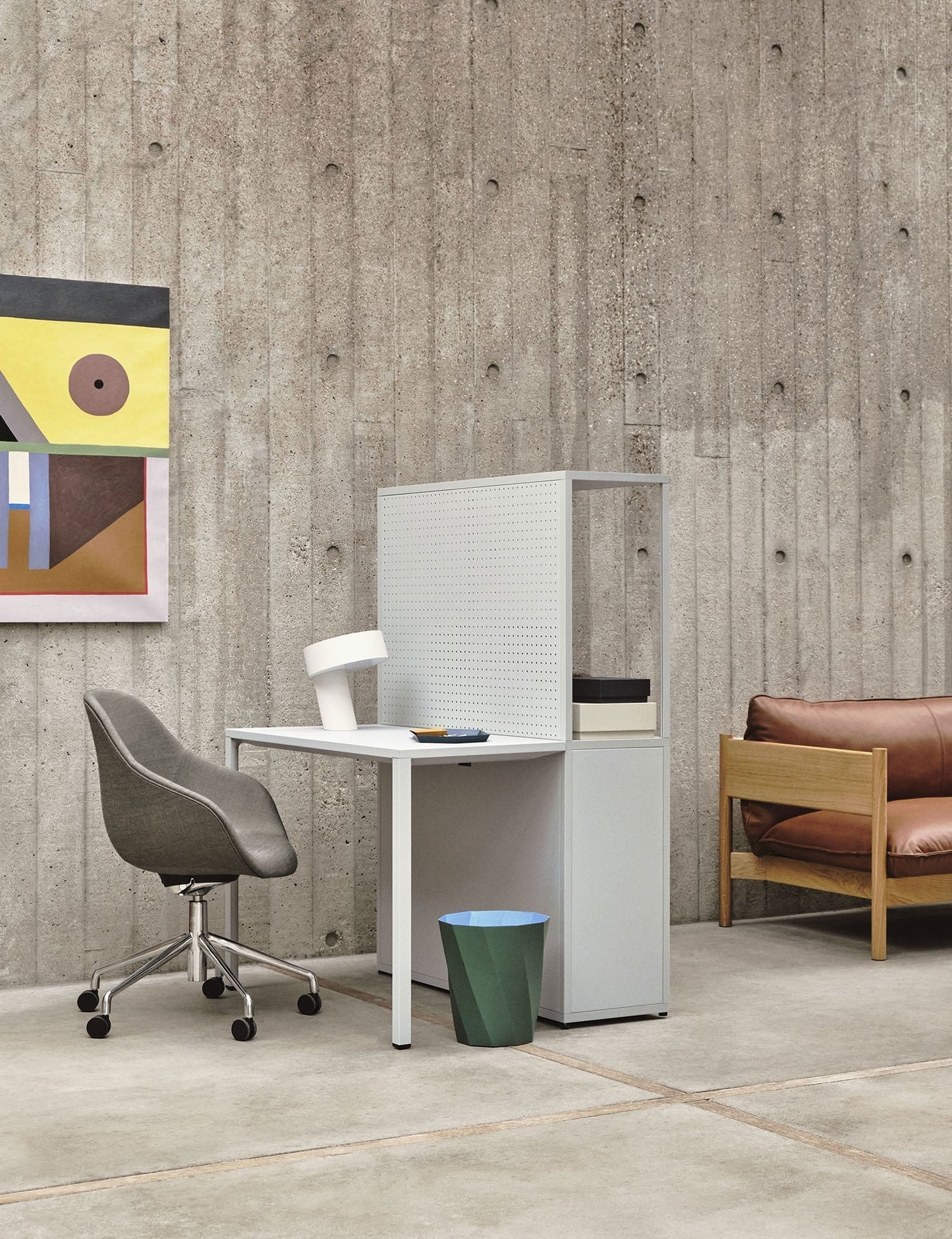 Slant Lamp (White)